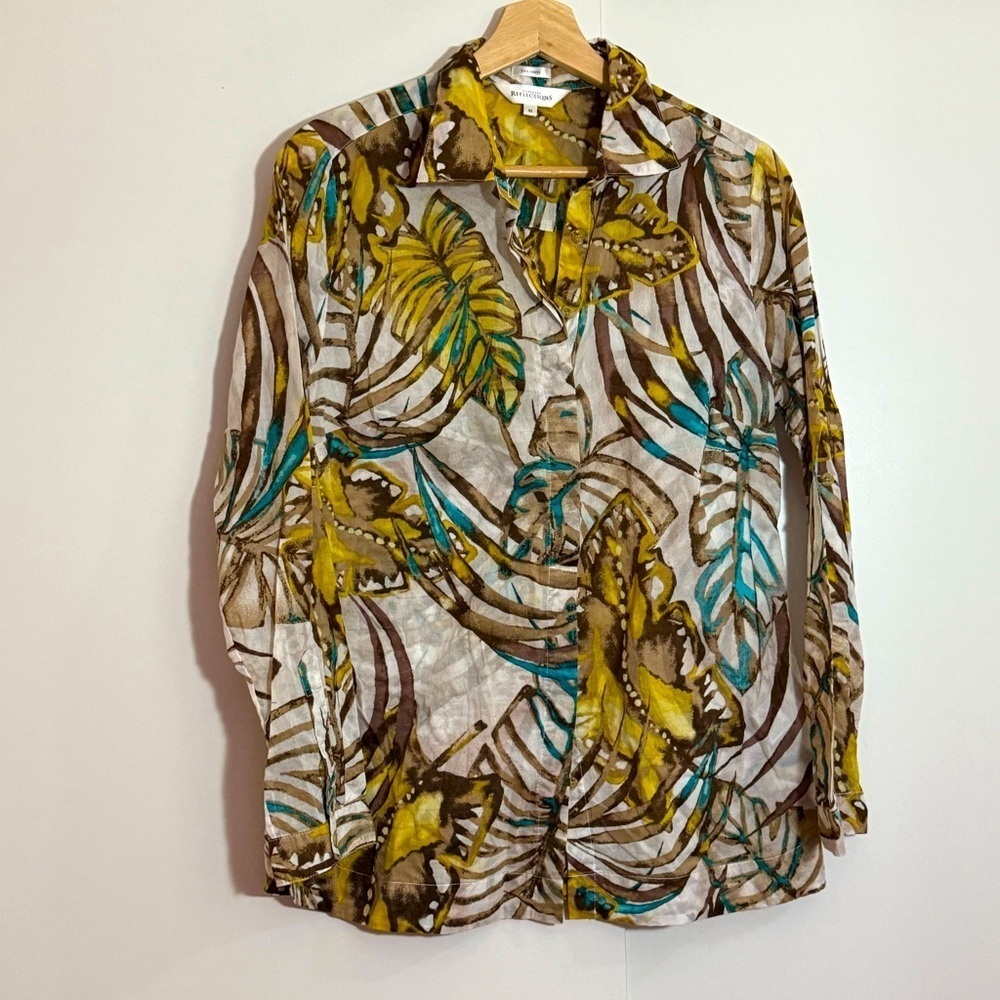 Norther Reflection’s women’s long sleeves button down collared leaves print top